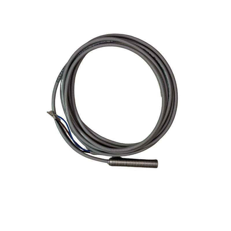 Sensor inductivo M8 PNP NC rasante 2 mm cable 2m