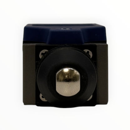 Final de carrera tipo boton [CZ-8111N] - SKU: CN 1003 — Automatización Industrial Chile | BDTEC
