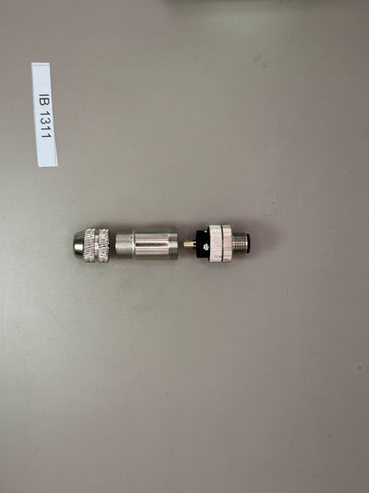Conector macho M12 de 4 pines, código b