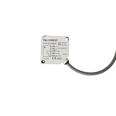 Sensor difuso 50x50 salida relé voltaje 24/220 VAC/DC cable 2M [PTE-BC200SK]