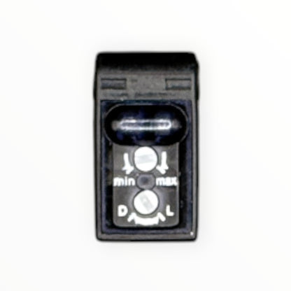 Sensor difuso, rectangular, infrarroja, sn 1m, 24v, cuerpo plastico, pnp, conector m8. [E3Z-D87]