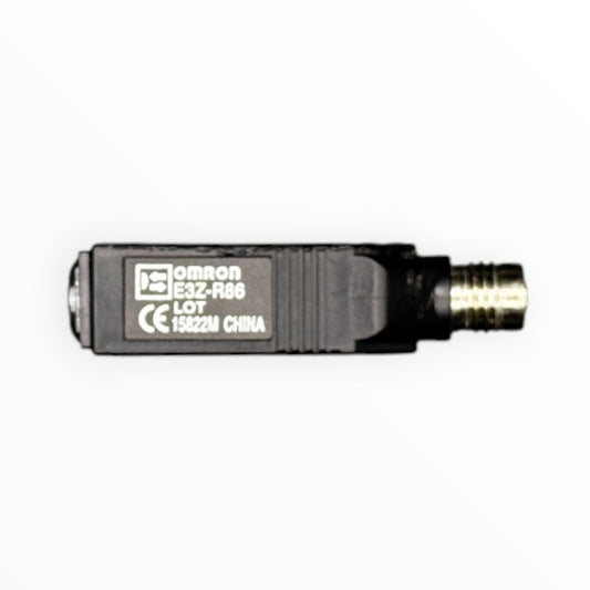 Sensor retrorreflex, rectangular, infrarroja, sn 100mm- 4m, 24v, cuerpo plastico, pnp, conector m8. [E3Z-R86] - SKU: OM 1018 — Automatización Industrial Chile | BDTEC