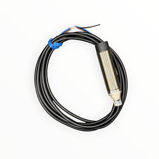 Sensor inductivo, m18, no rasante, sn 16mm, 24v, cuerpo laton niquelado, pnp, no, cable 2m. [E2B-M18LN16-WP-B1 2M] - SKU: OM 1106 — Automatización Industrial Chile | BDTEC
