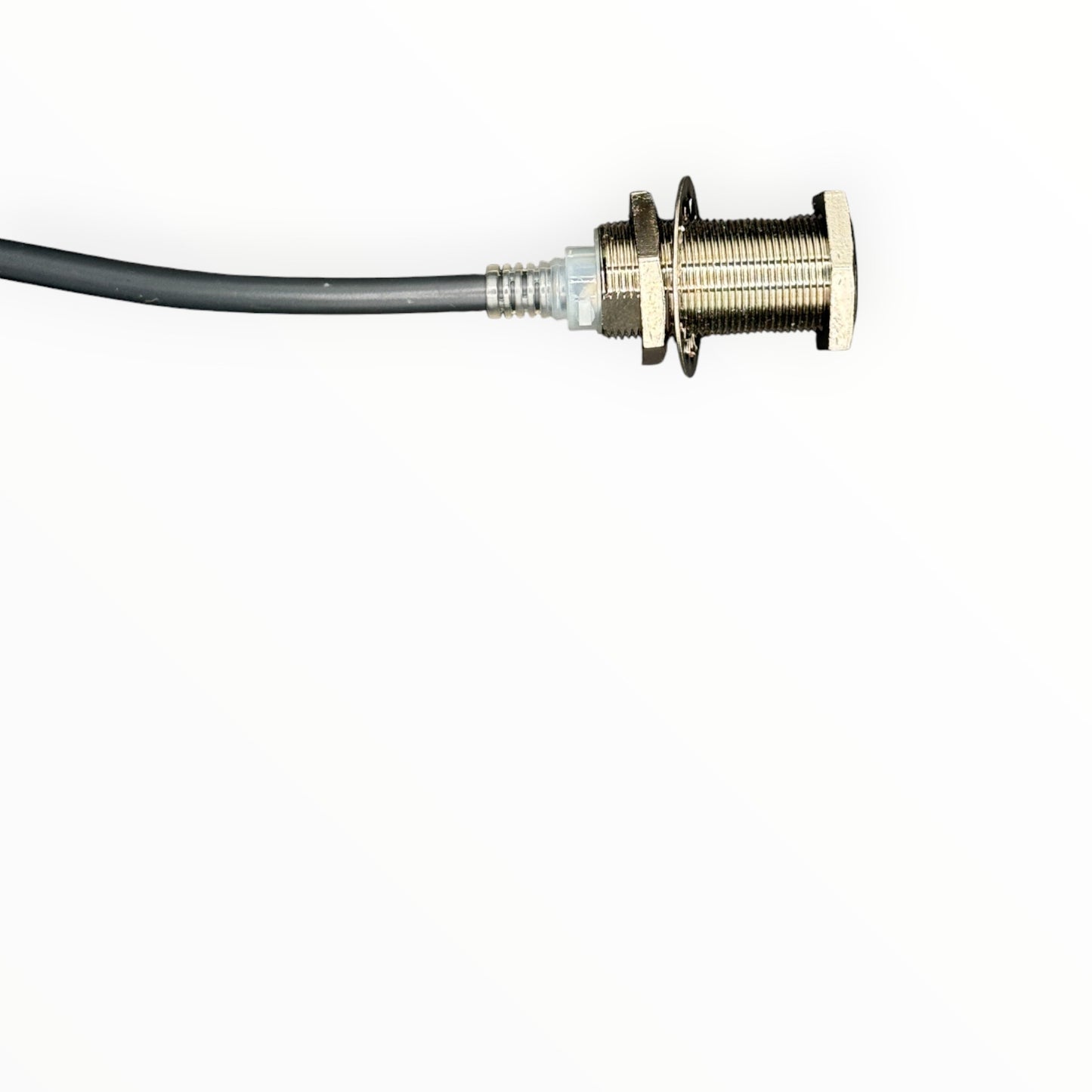 Sensor inductivo, m18, rasante, sn 7mm, 24-240vac/dc, cuerpo laton niquelado, no, cable 2m. [E2E-X7T1-M1] - SKU: OM 1107 — Automatización Industrial Chile | BDTEC