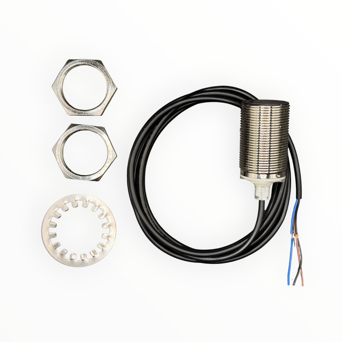 Sensor inductivo, m30, rasante, sn 15mm, 24v, cuerpo laton niquelado, pnp, no, cable 2m. [E2B-M30KS15-WP-B1 2M] - SKU: OM 1110 — Automatización Industrial Chile | BDTEC
