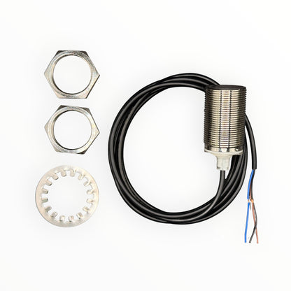 Sensor inductivo, m30, rasante, sn 15mm, 24v, cuerpo laton niquelado, pnp, no, cable 2m. [E2B-M30KS15-WP-B1 2M] - SKU: OM 1110 — Automatización Industrial Chile | BDTEC