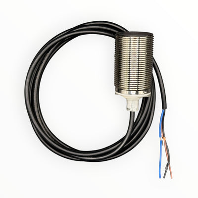 [E2B-M30KS15-WP-B1 2M] SENSOR INDUCTIVO, M30, RASANTE, SN 15MM, 24V, CUERPO LATON NIQUELADO, PNP, NO, CABLE 2M.