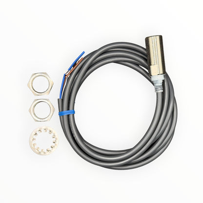 E2e-x5y1-us sensor inductivo m18, 24 a 240 vac sensado 5 mm, no,rasante 2 hilo, cable de pvc 2 m - SKU: OM 1114 — Automatización Industrial Chile | BDTEC